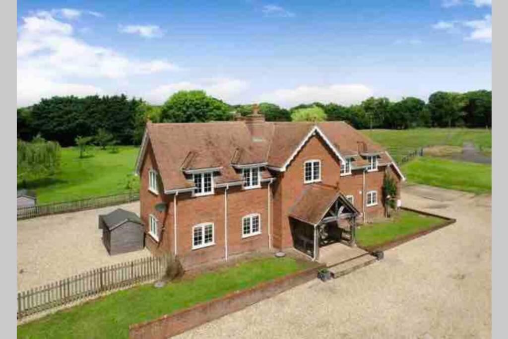 Langford Farmhouse - New Forest National Park Luxury 4Bd, Hot Tub, Cinema, 10 Acres Bartley Luaran gambar